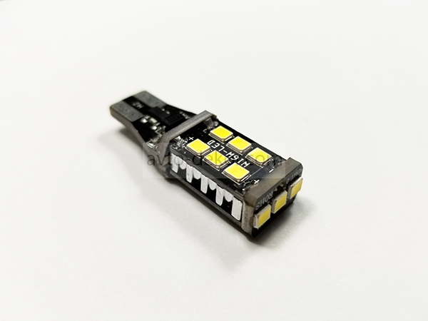 Диод 12v Т15-15(2835) габариты белый (15 SMD (2835) диодов аналог w5w) 6+6+3 в торце, с обманкой, с радиатором (устанавливать только в плафон Заднего хода)  AVTO-DEKOR  11039